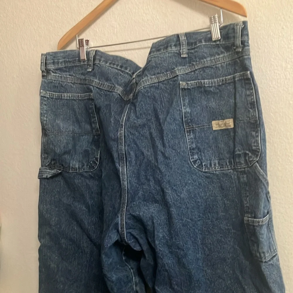 FINAL MARKDOWN Men’s wrangler carpenter style jeans 46 x 32